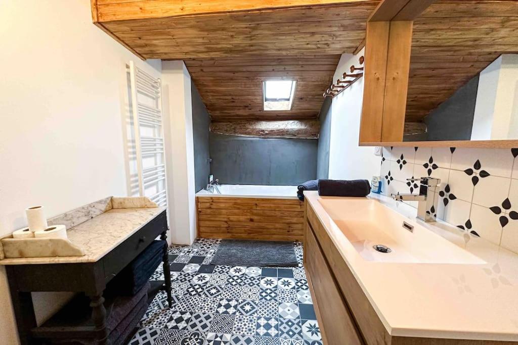 Ribera 1 - Beautiful Reformed House Parking Villa Formigueres Luaran gambar